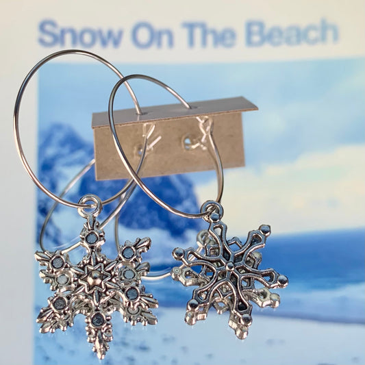MISMATCHED SNOW ON THE BEACH EARRINGS