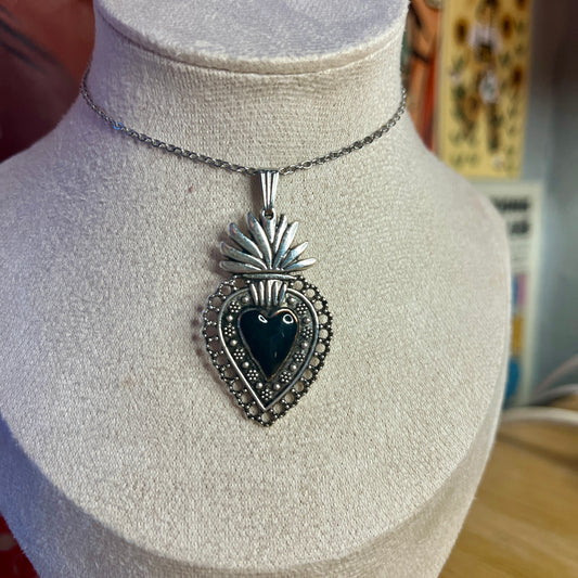 SACRED HEART NECKLACE