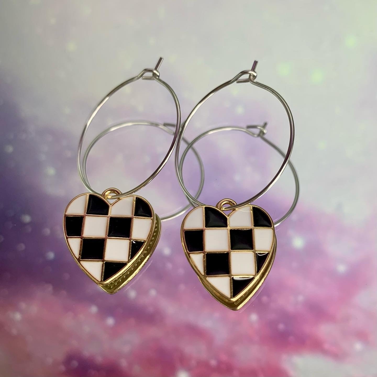 CHECKERBOARD HEART EARRINGS