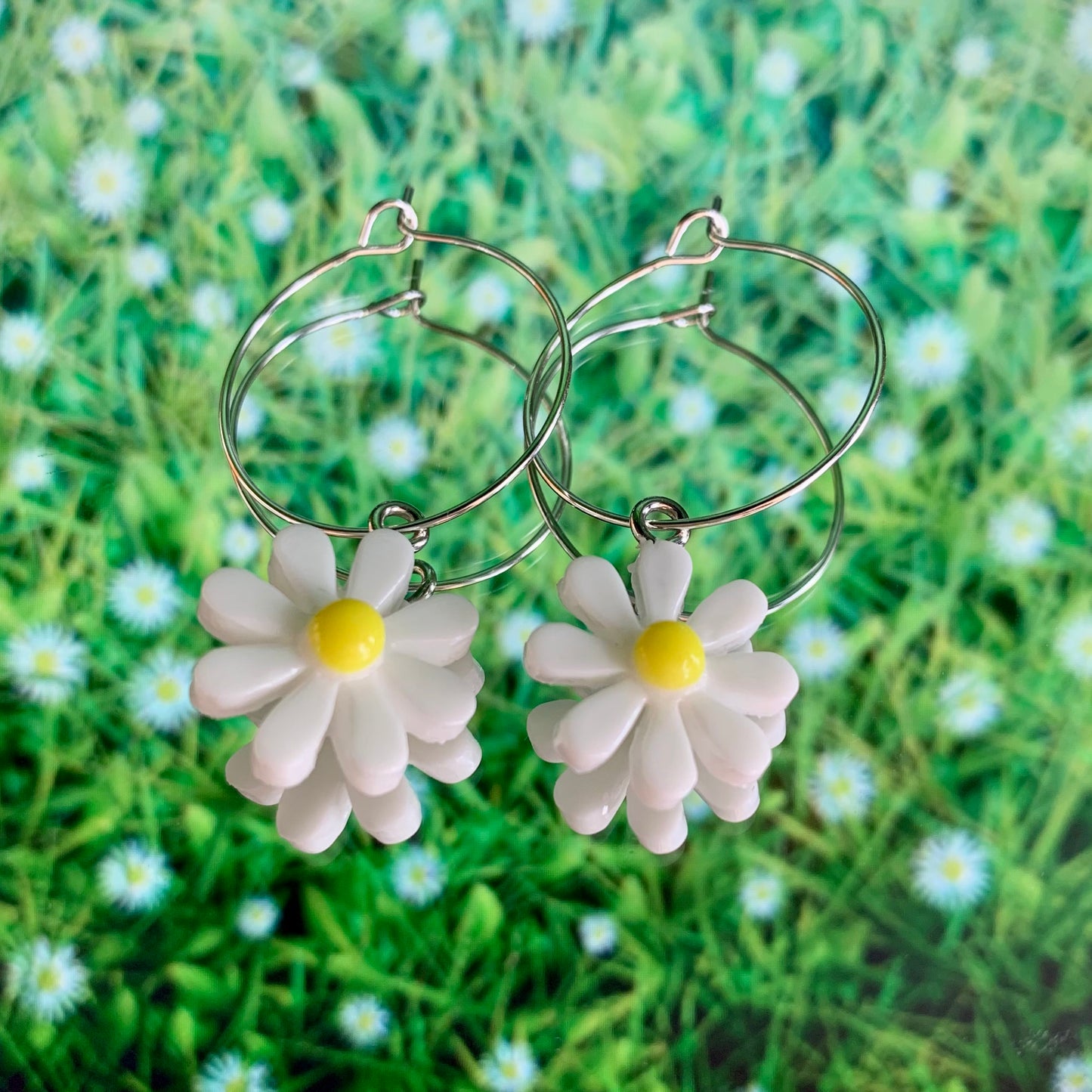 COLOURFUL FLOWER EARRINGS