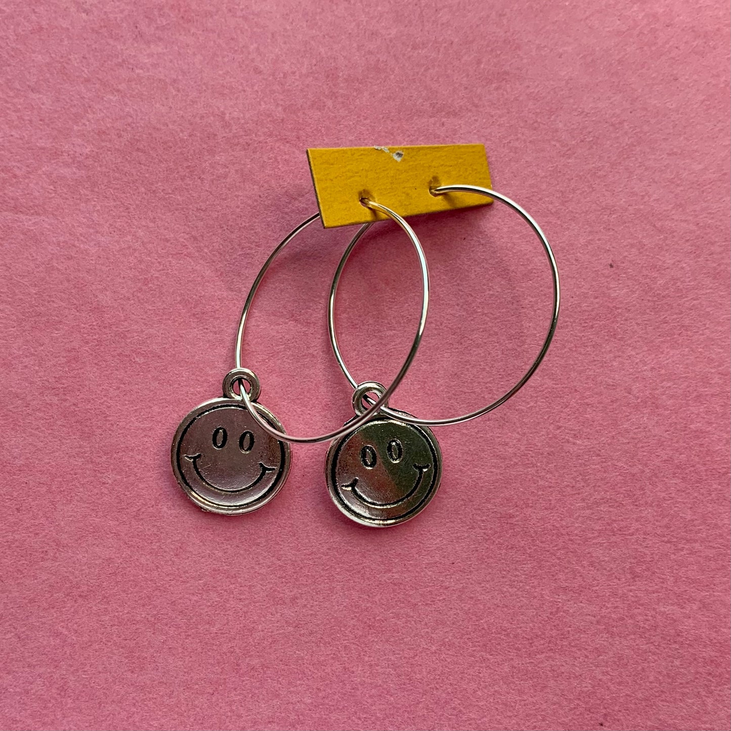 SMILEY FACE EARRINGS