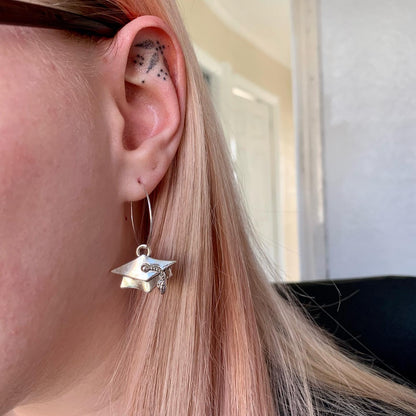 GRADUATION CAP EARRINGS