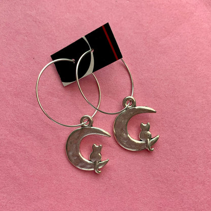 CAT ON THE MOON EARRINGS