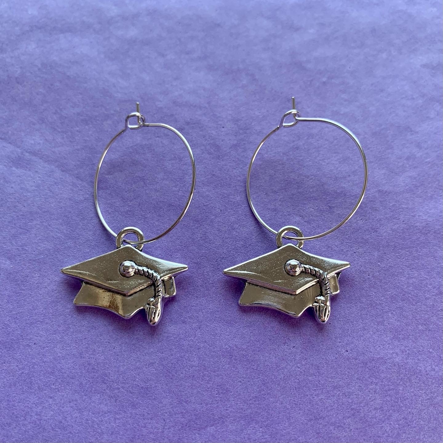 GRADUATION CAP EARRINGS