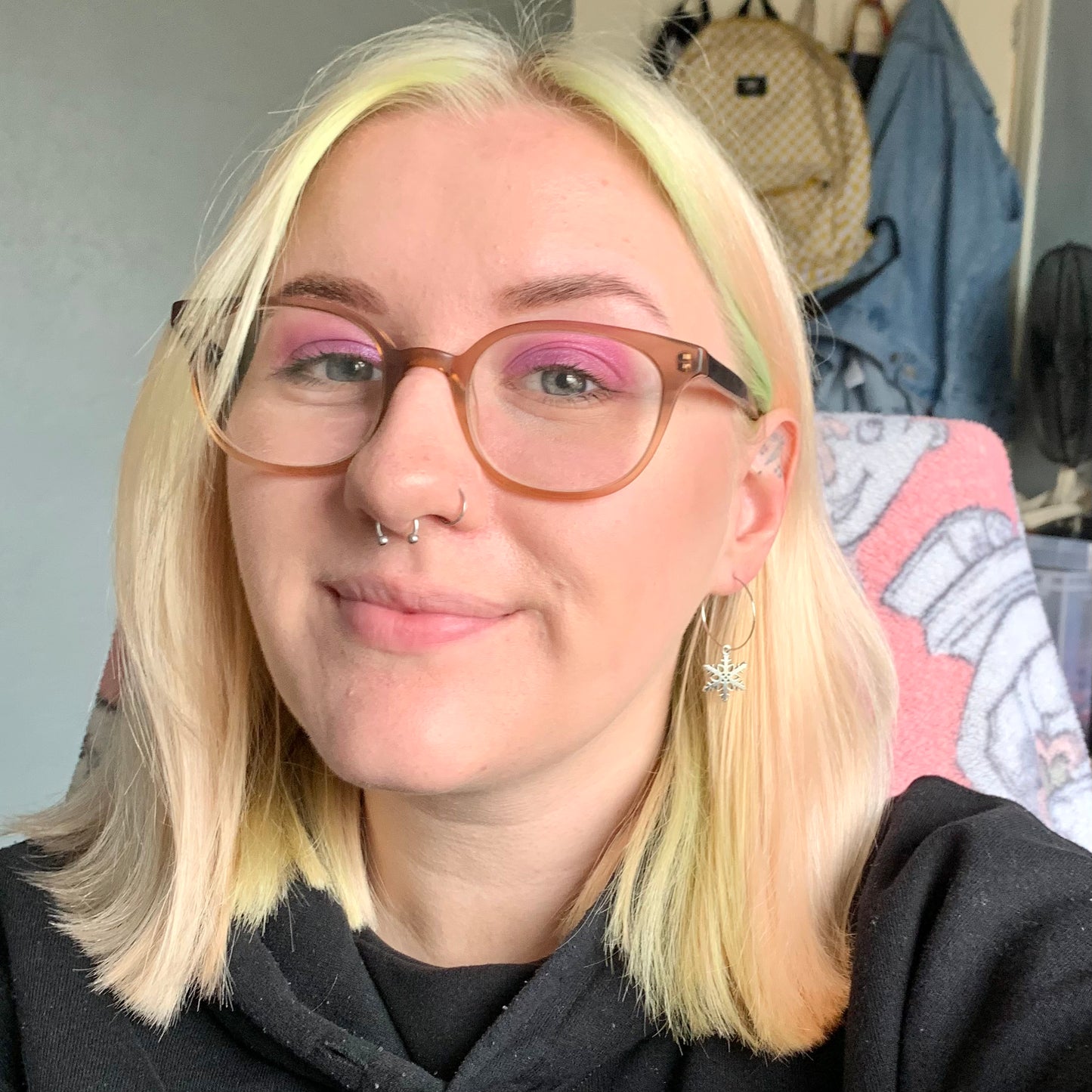 MISMATCHED SNOW ON THE BEACH EARRINGS