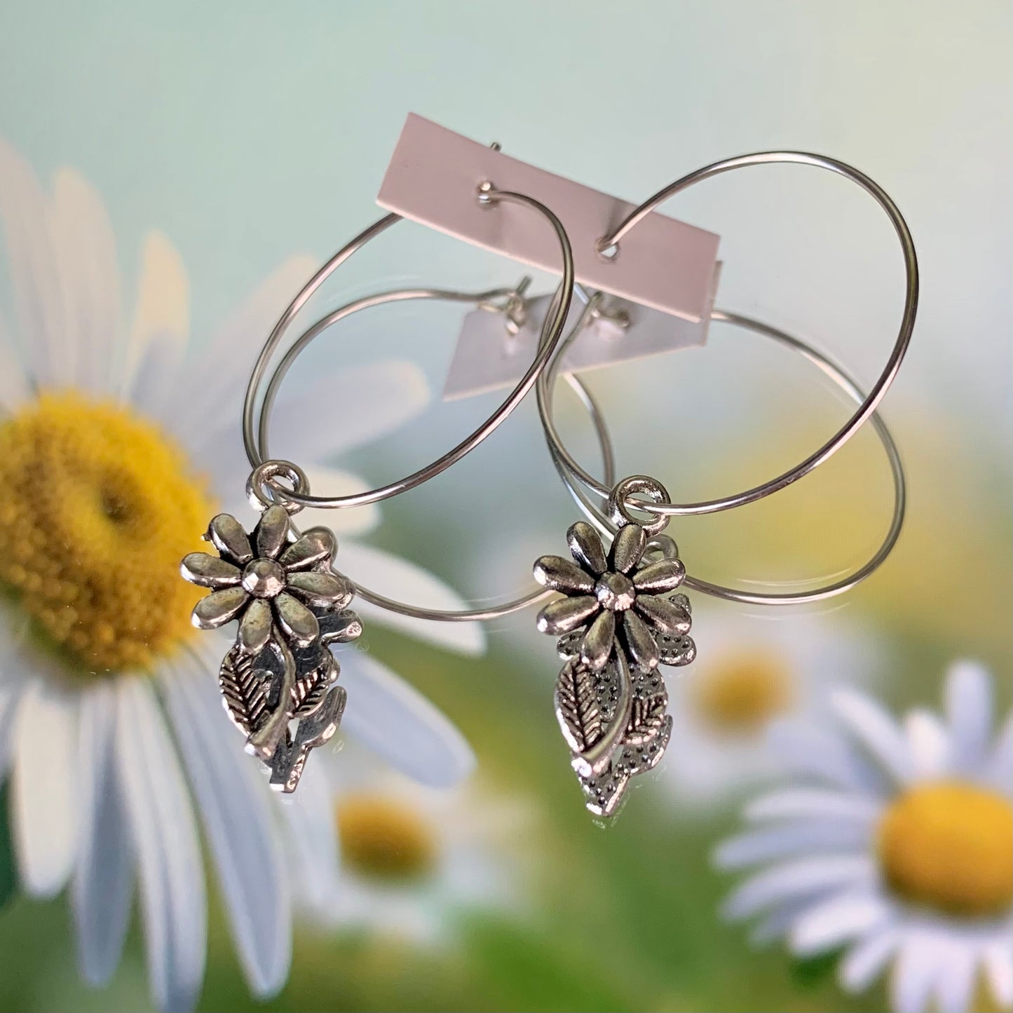 DAISY FLOWER EARRINGS