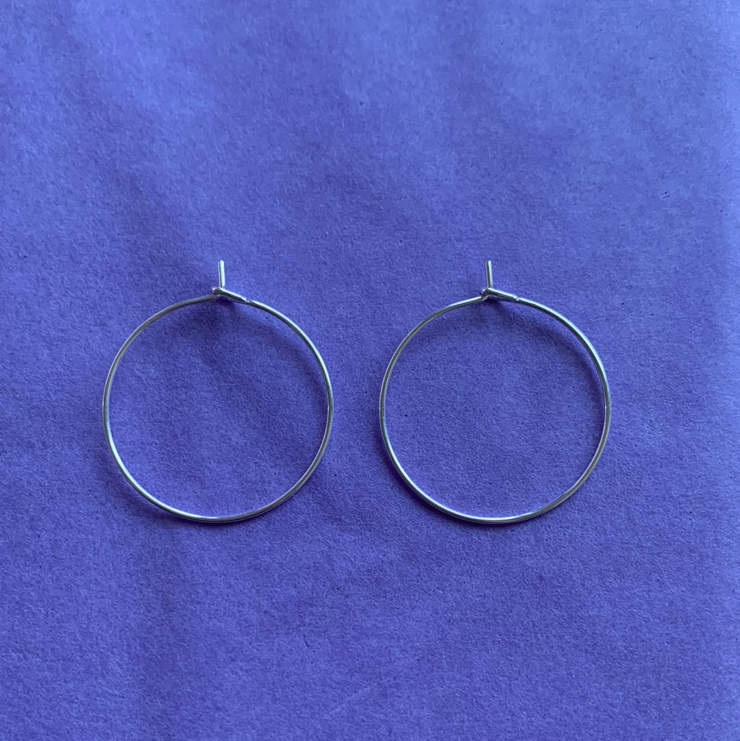 PLAIN HOOP EARRINGS