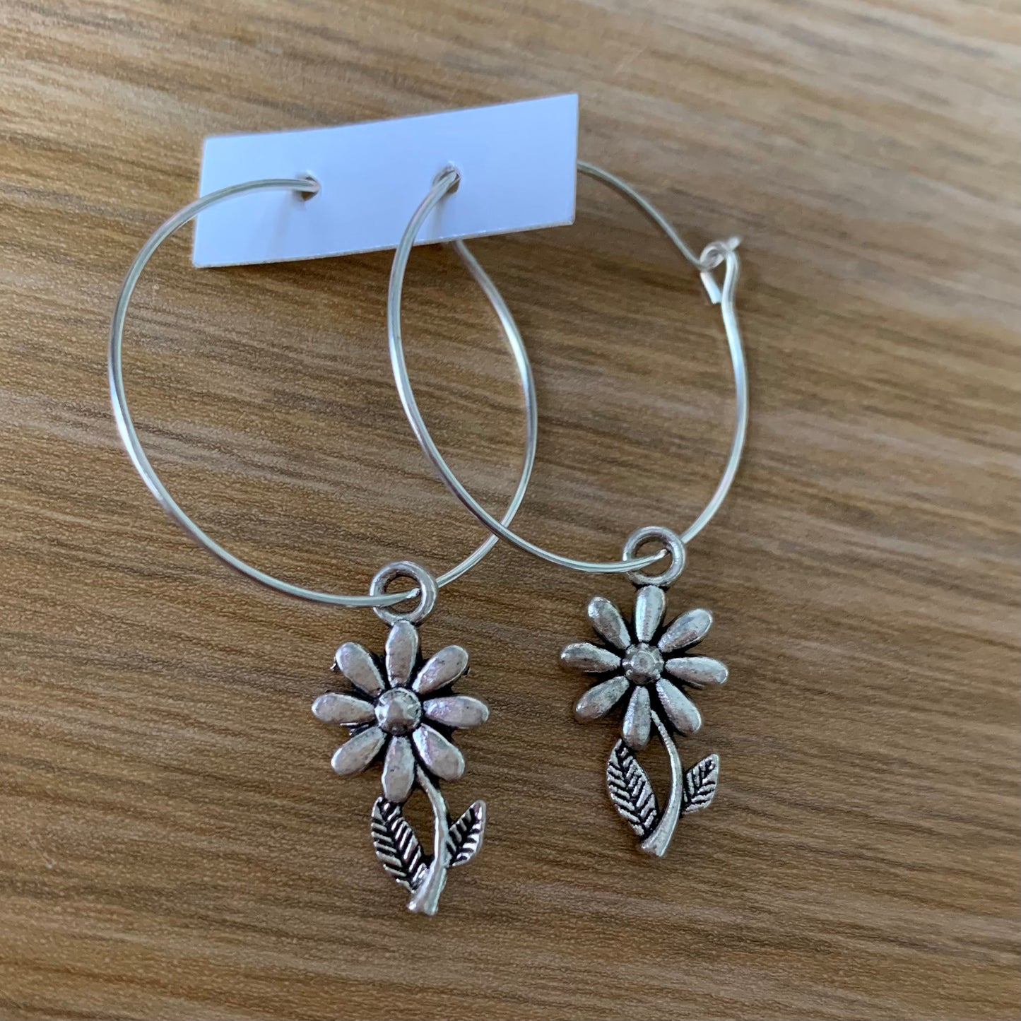 DAISY FLOWER EARRINGS